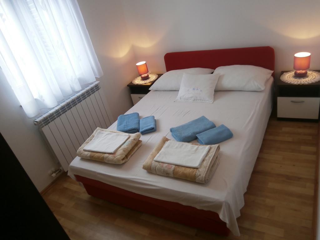 Apartments Crncic Šilo Kamer foto