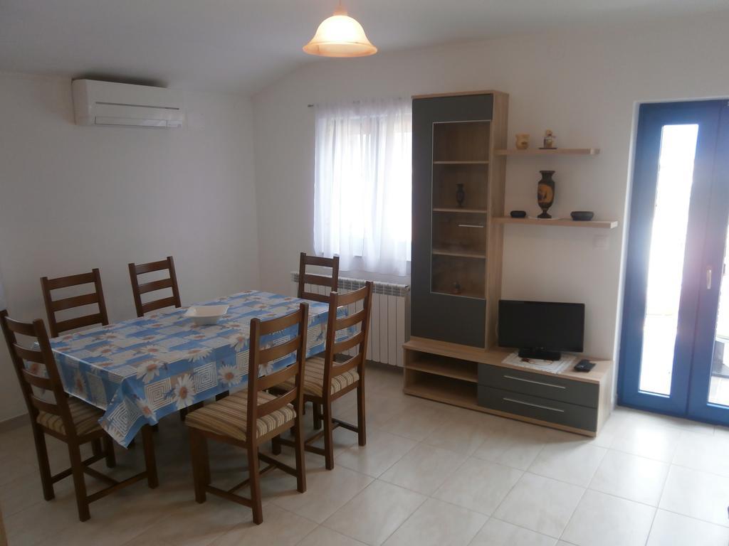Apartments Crncic Šilo Kamer foto