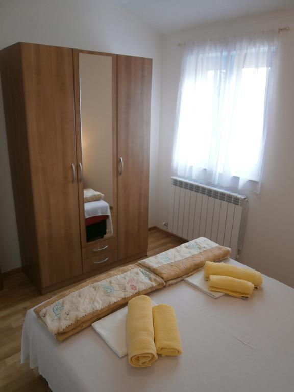 Apartments Crncic Šilo Kamer foto