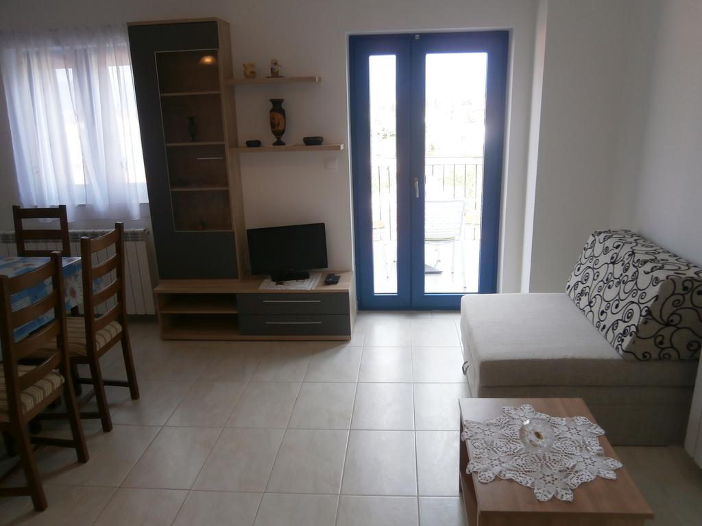 Apartments Crncic Šilo Kamer foto